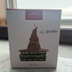 Hallmark  Harry Potter Sorting Hat Christmas Ornament With Sound and Motion NEW